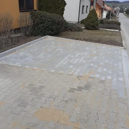 Homestay Rd Bucovice